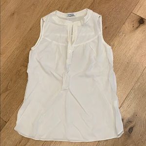 Azalea sleeveless top